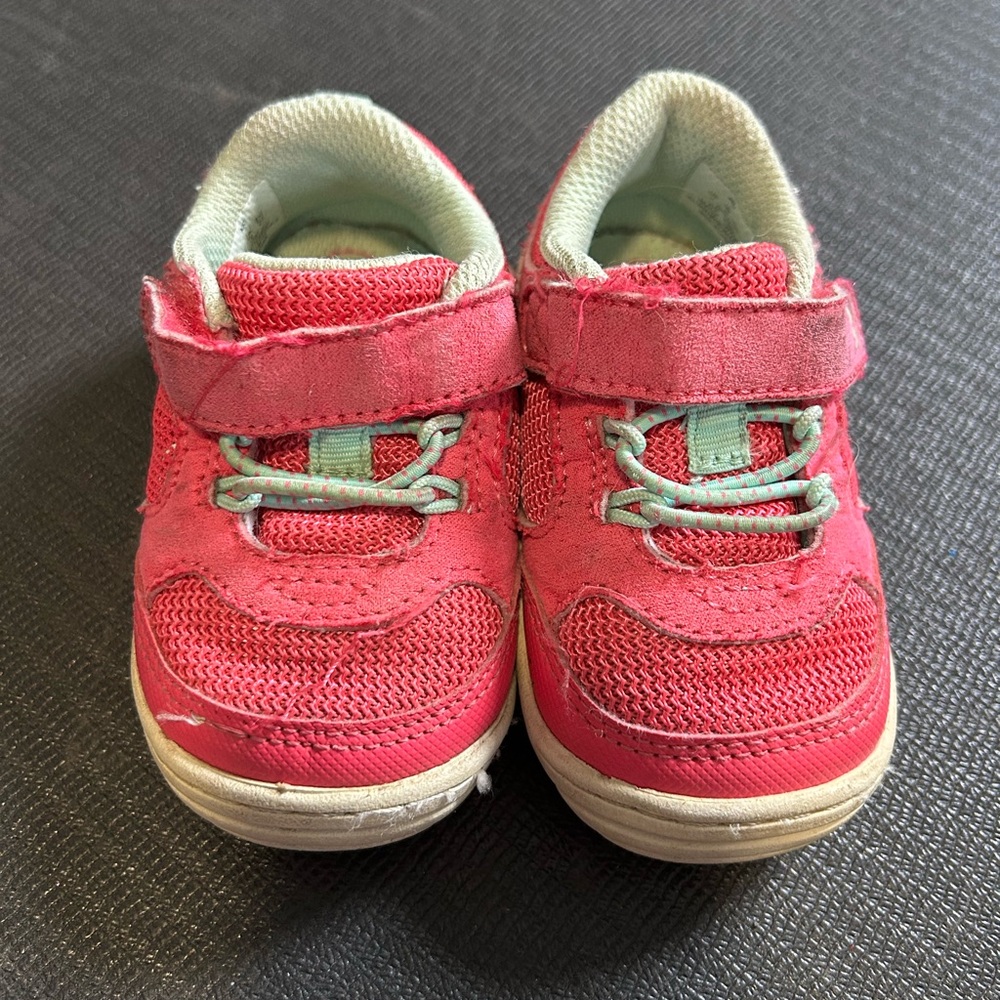 Stride Rite Surprize Kids Pink Sneakers size 4